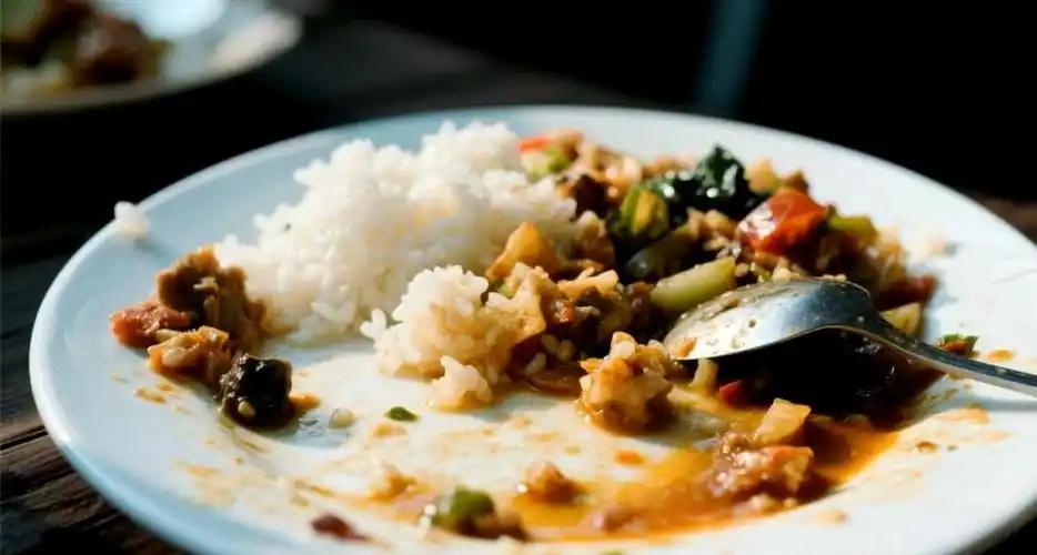 开云部门-不能二次加热的6种食物！医生提醒：吃不完或倒掉，别乱节俭
